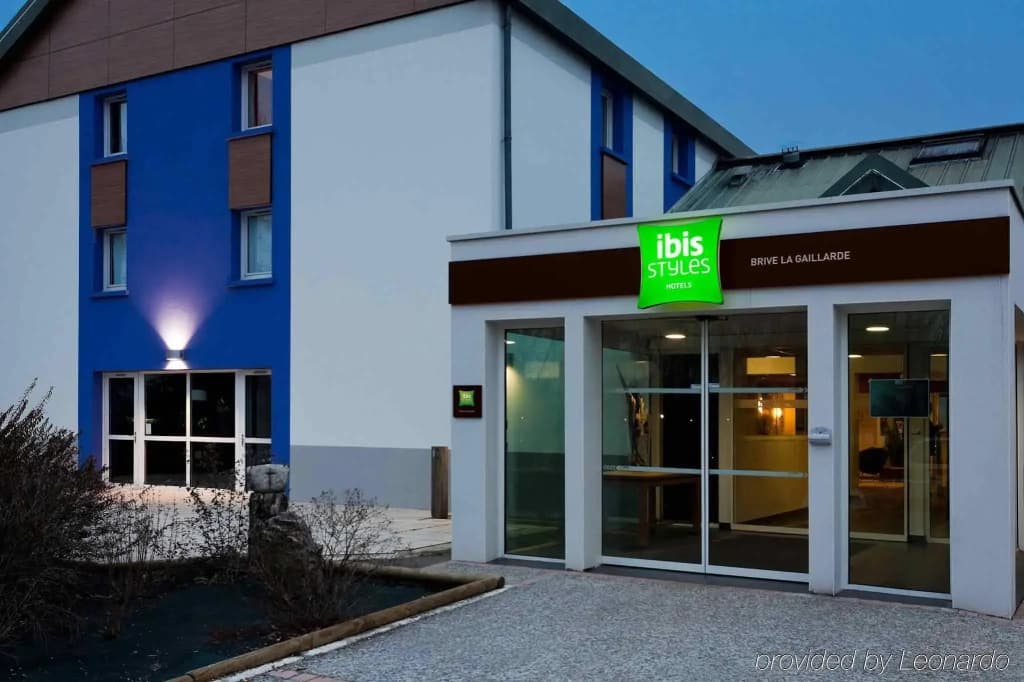 ibis Styles Brive La Gaillarde - Photo 1