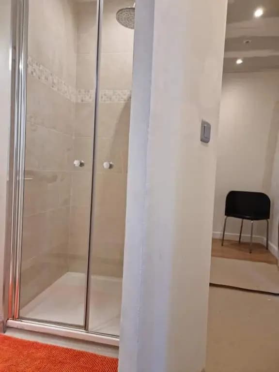 A 2 Pas Du Parlement - 55M2 - 2 Chambres - Miniature 7