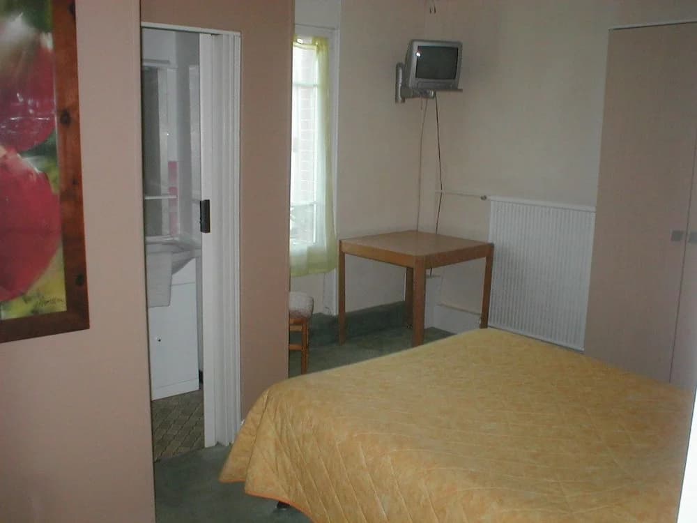 La Champagne Ardenne Hôtel - Photo 4
