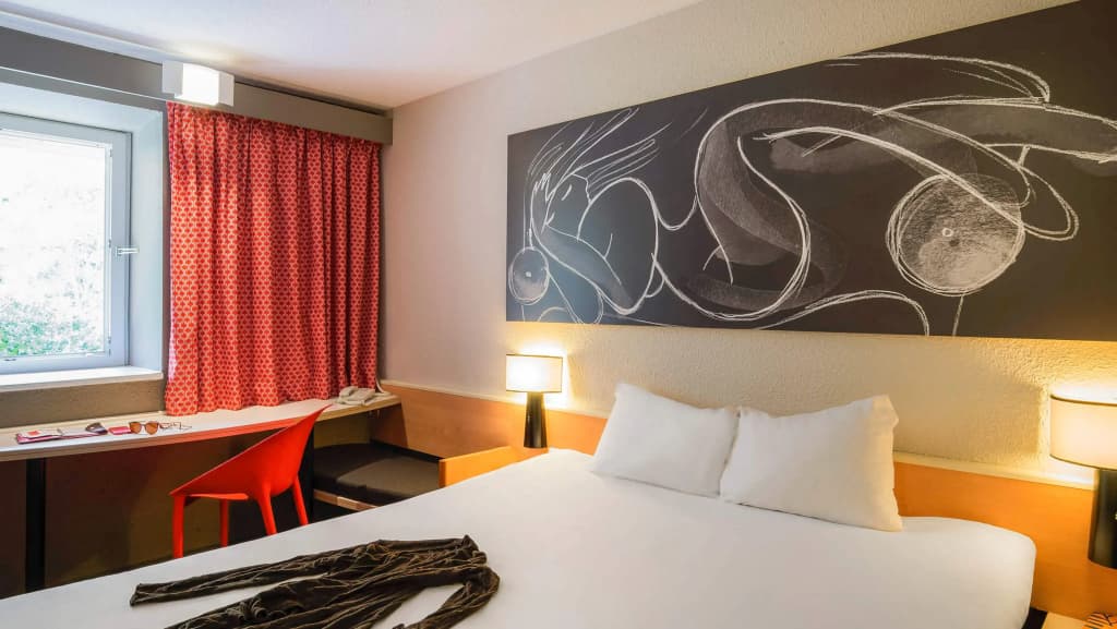 ibis Antibes Sophia Antipolis - Photo 2