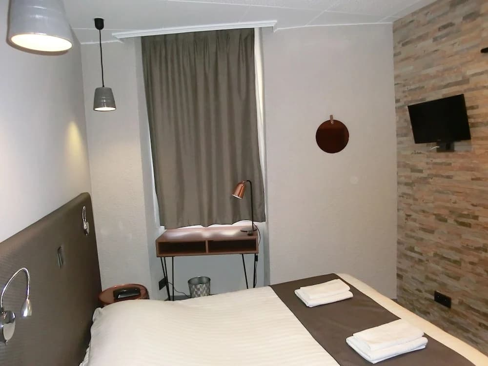 Hôtel sur le Quai - Photo 4