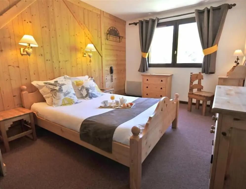 Hôtel Les Carrettes - Photo 2