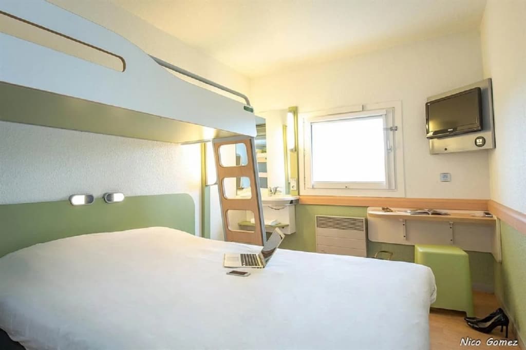 ibis budget Fréjus Saint-Raphaël Capitou A8 - Photo 3
