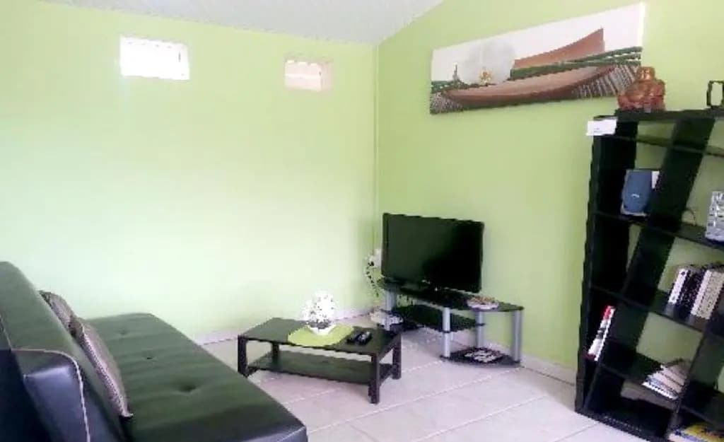 House With 2 Bedrooms in Rivière-salée, With Wonderful Mountain View, Enclosed Garden and Wifi - 8 km From the Beach - Pho...