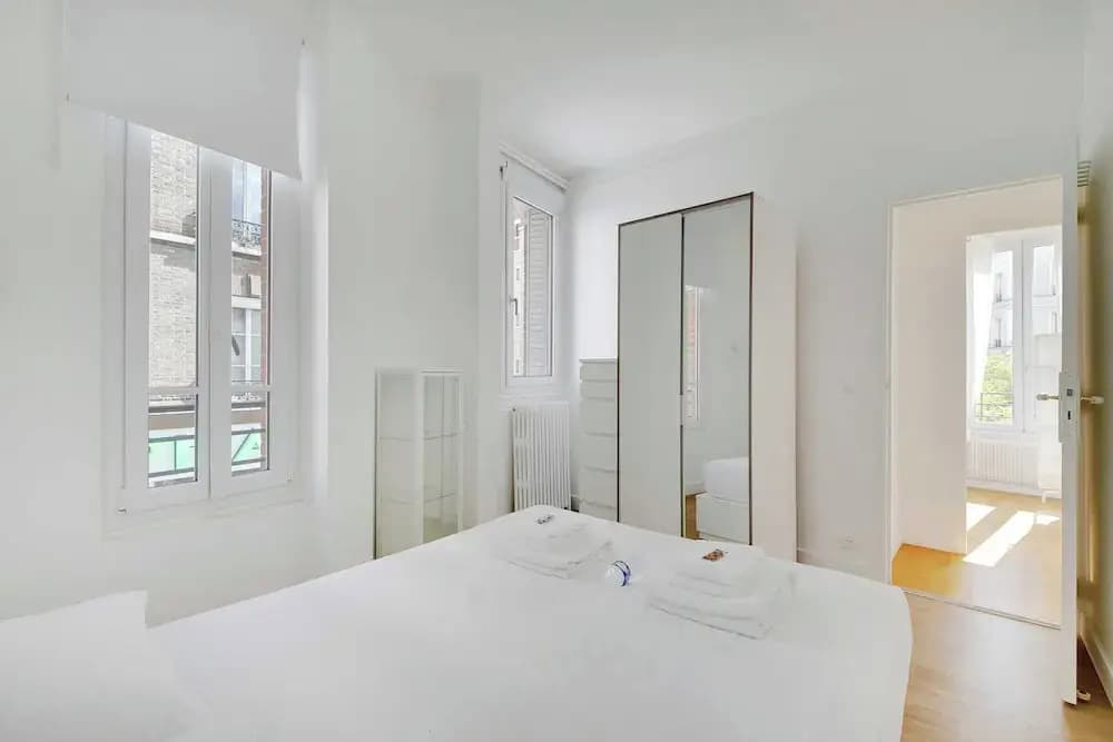 Cozy Apartment 2bdr/5p - in the Heart of Suresnes - Miniature 6