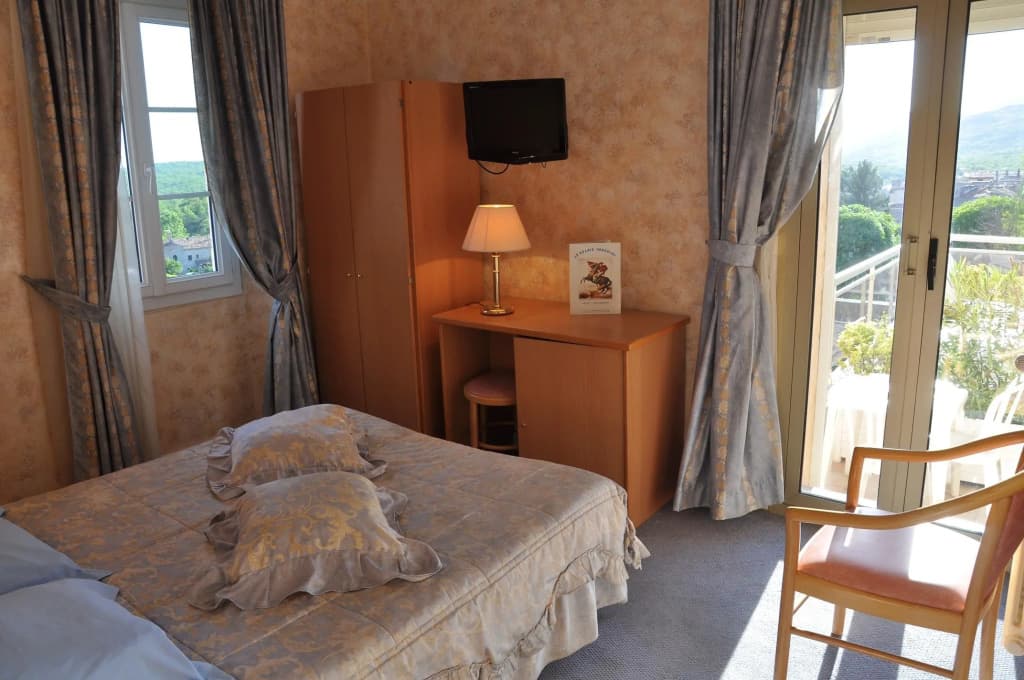 Logis Hotel Le Relais Imperial - Photo 3