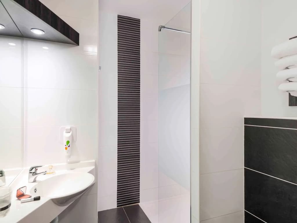 ibis Styles Rouen Val De Reuil - Miniature 8