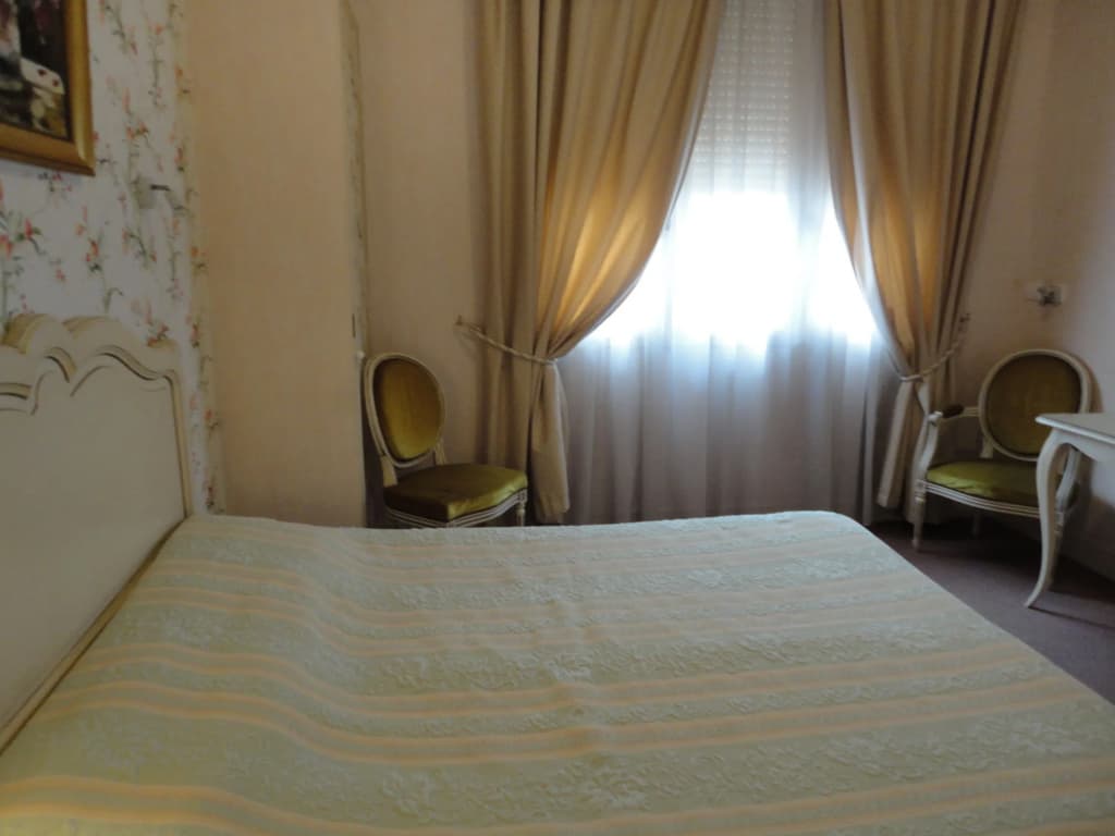 Hôtel Chiffre - Photo 5