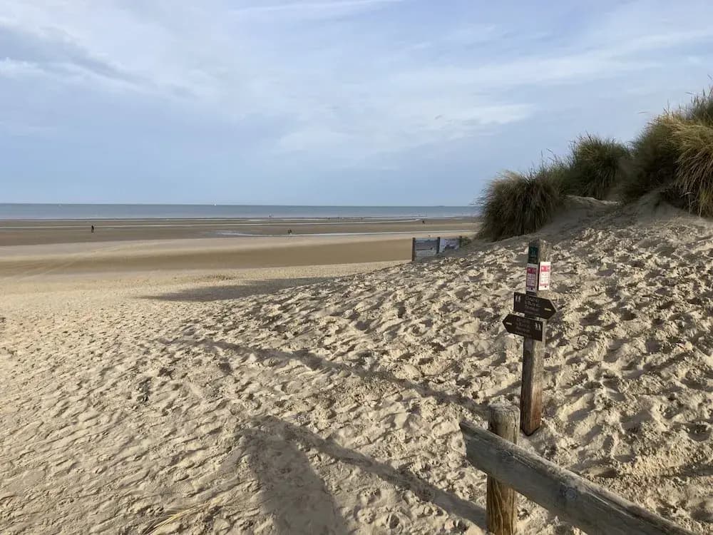 Cozy and Modern Apartment in Bray-dunes in a Lovely Area - Miniature 8