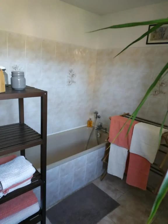 Chez Sylvie - Chambre Calme - Photo 3