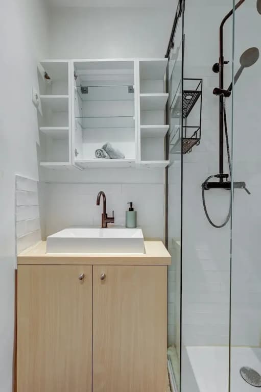 Chic 1BR Flat - Le Marais Charm - Miniature 6