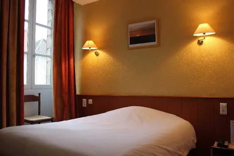 Hostellerie de l'Europe - Photo 3