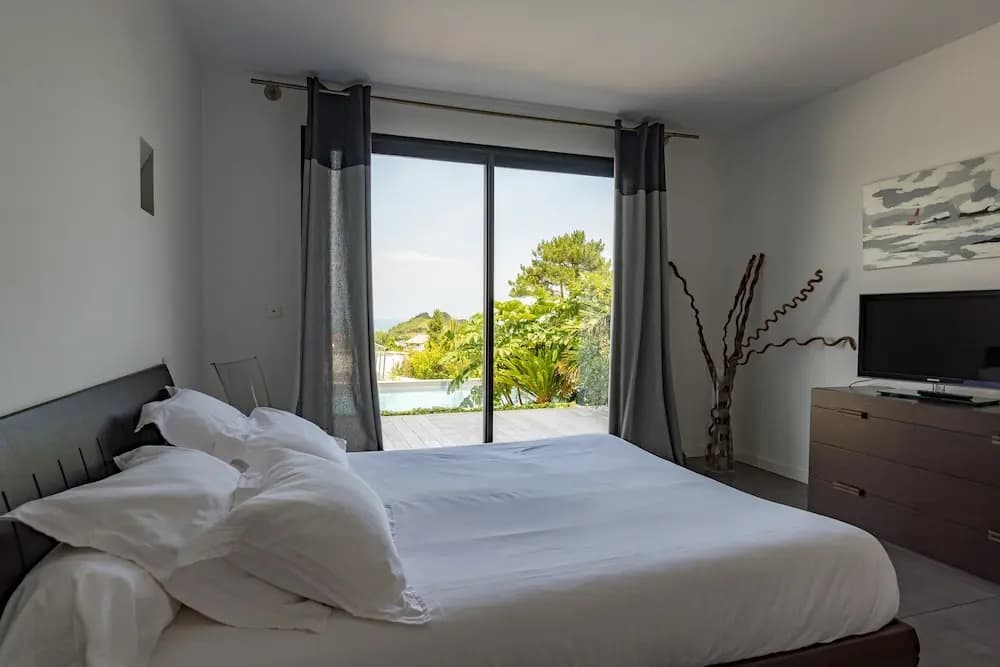 Lafitenia Resort - Photo 5