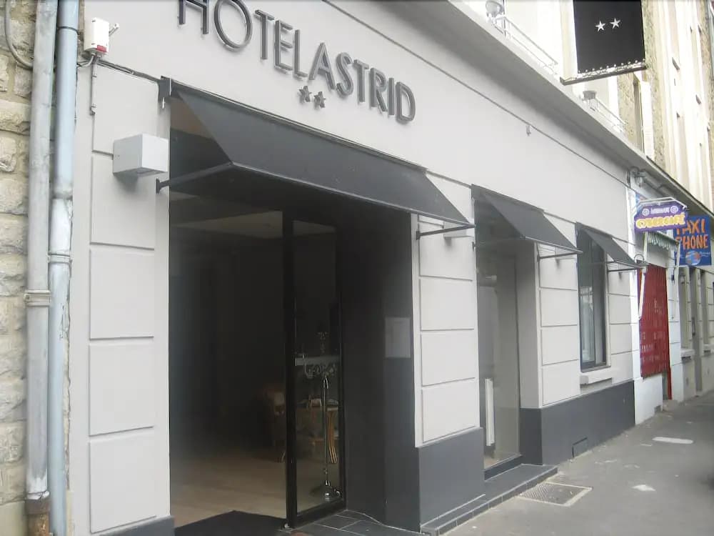 Hôtel Astrid - Photo 1