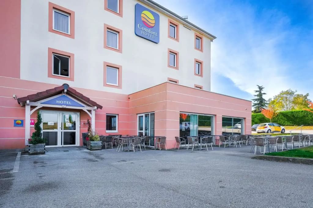Kyriad Dijon Sud - Longvic - Photo 1