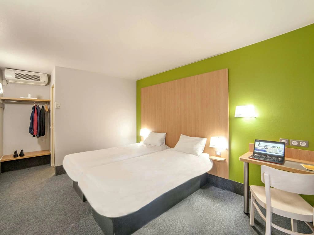 B&B HOTEL Herblay - Photo 3