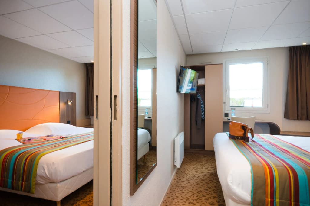 Brit Hotel Nantes St Herblain - Le Kerann - Photo 3