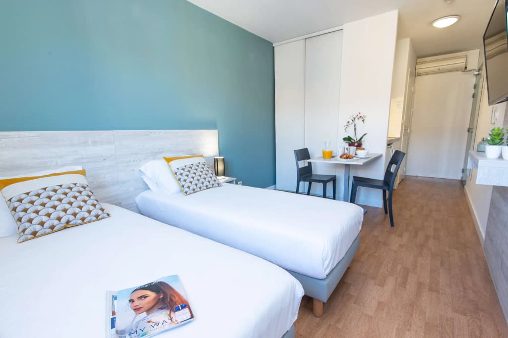 Comfort Aparthotel Aix Le Tholonet - Photo 2