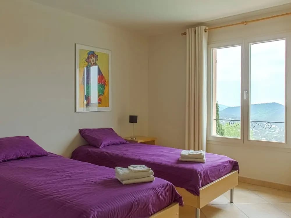 Modern Villa with Private Pool in Cabris - Photo 5
