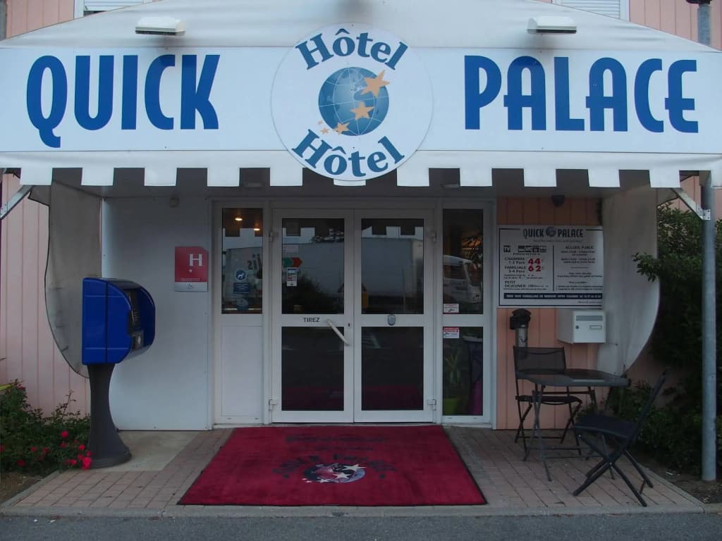 Quick Palace Vannes - Photo 1
