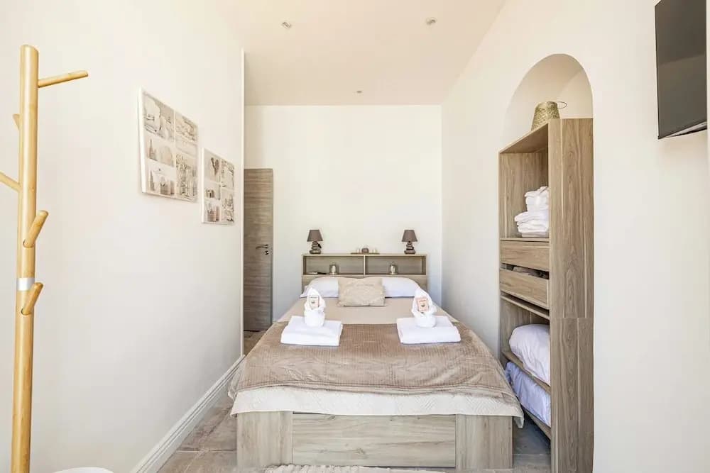 Nice Apartment With a/c - 1bd/4p - Heart of Cannes - Photo 2