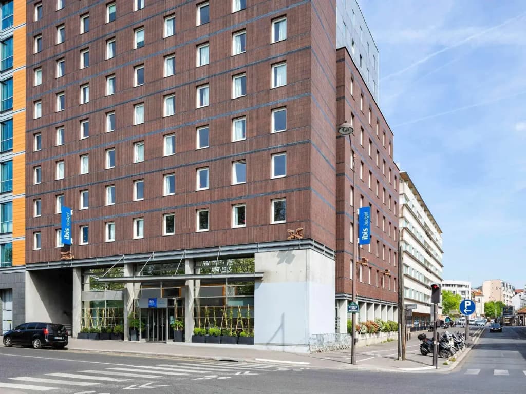 ibis budget Paris Porte de Vincennes - Photo 1