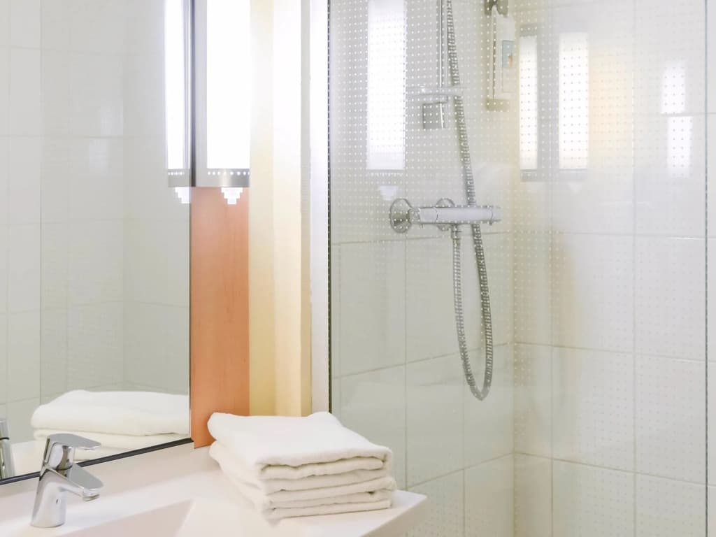 ibis Nevers - Miniature 8
