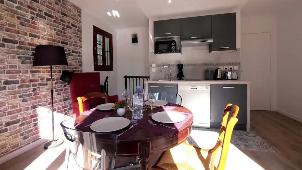Amazing Duplex With Sauna 1br/4p in the Heart of Orly, Close to Paris - Photo 4