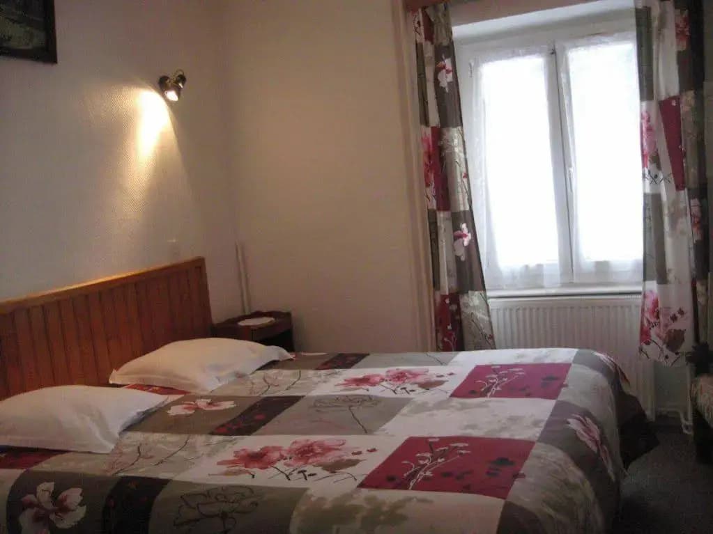 Hôtel des Voyageurs - Photo 2