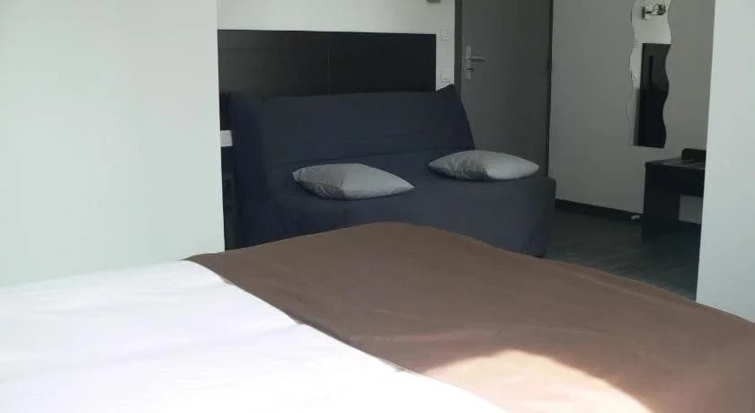 Hotel Le Saint Julien - Photo 4