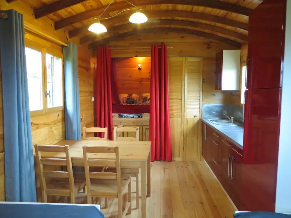 Roulotte à la Ferme de l'Isle - Photo 4