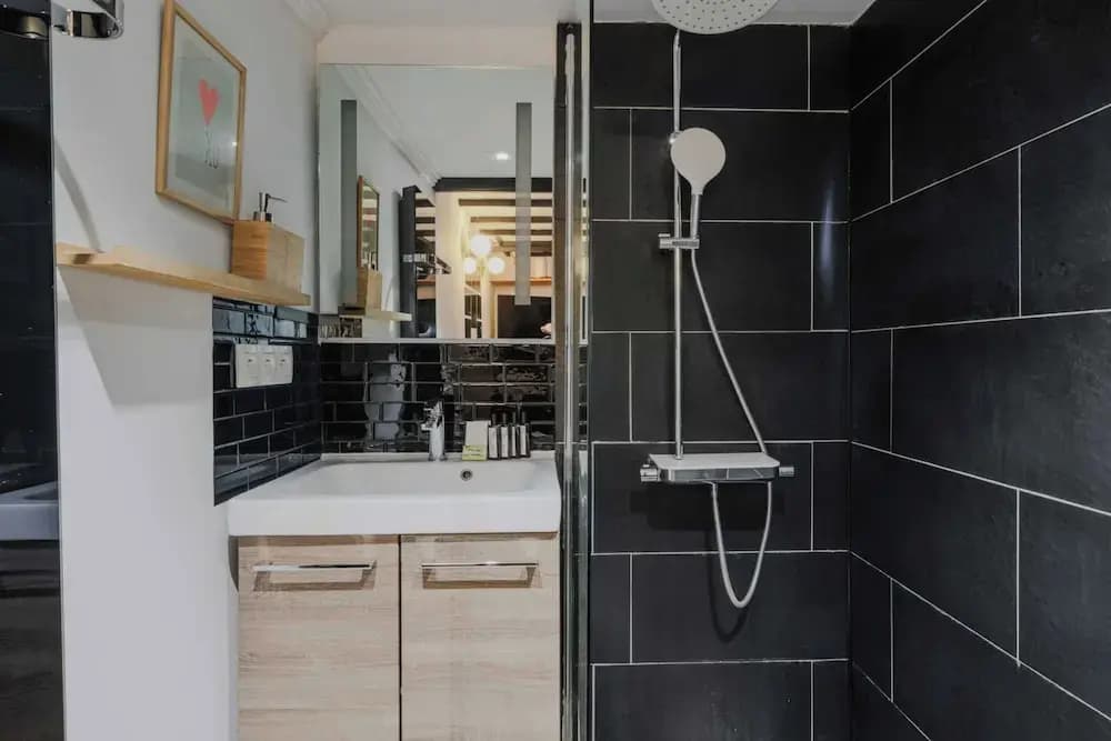 Comfortable Duplex in the Heart of Paris! - Miniature 6