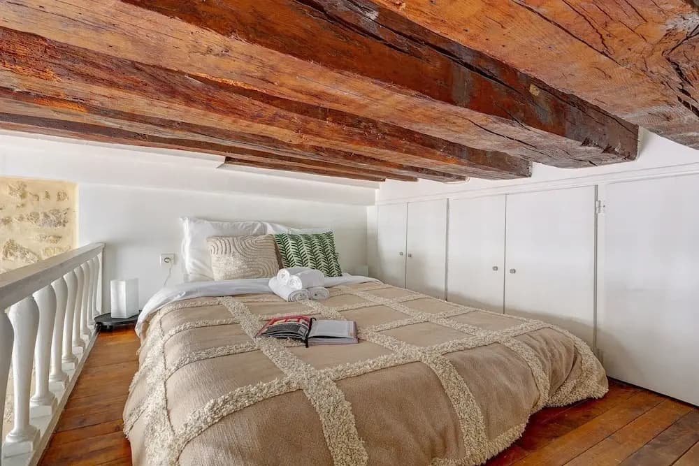Charming Le Marais Mezzanine Studio - Photo 2