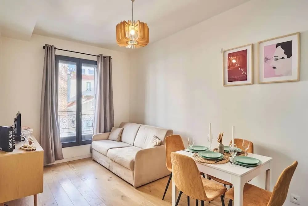 Charming Apartment in Boulogne, - Photo 1
