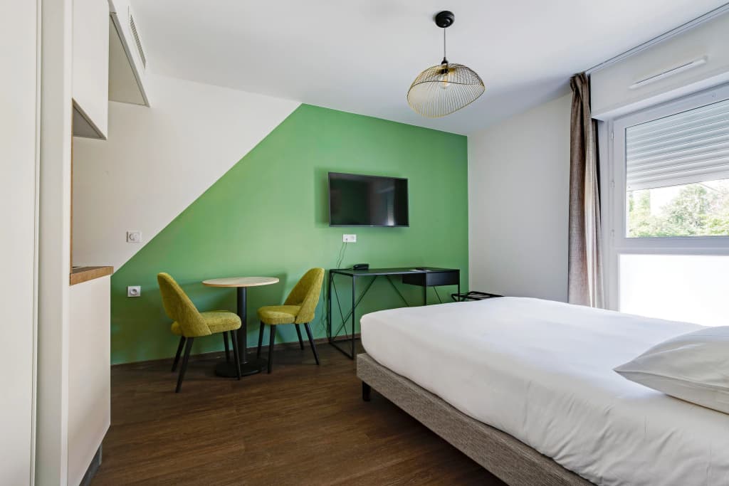 All Suites Appart Hôtel | Palaiseau - Massy TGV - Photo 2