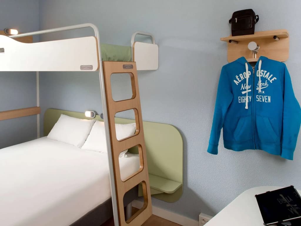 ibis budget Montceau-les-Mines - Photo 3