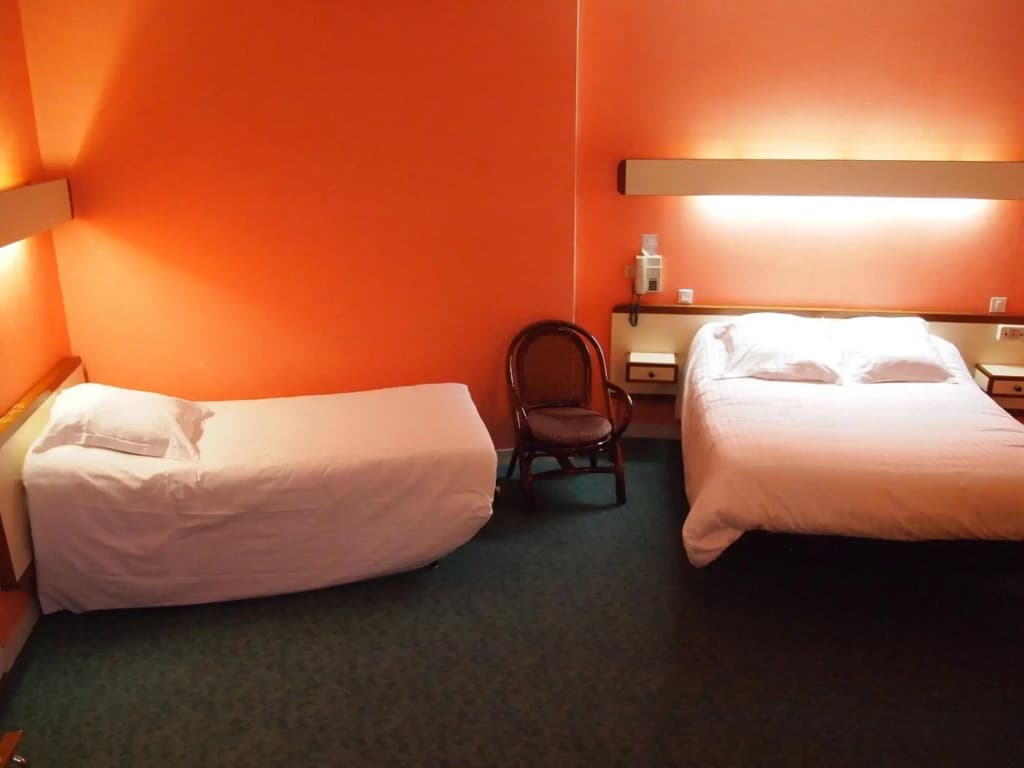 Le Petit Billot Hôtel - Photo 1