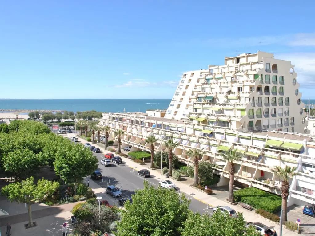 STUDIO 2-3 pers PARKING CLIM VUE PORT ET MER - Photo 1