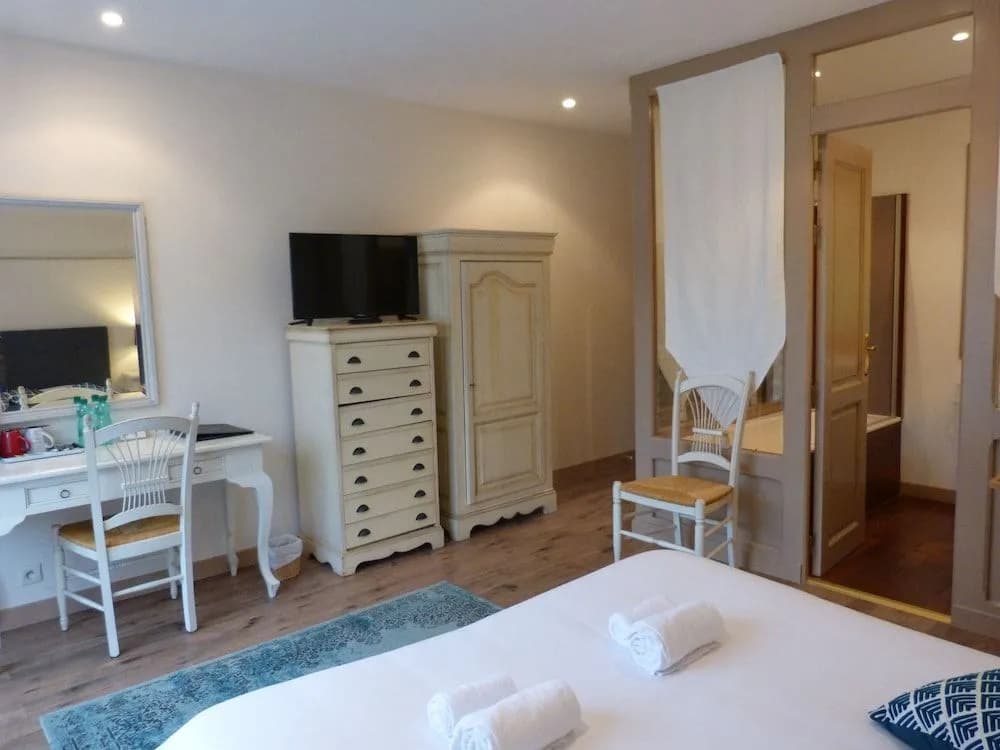 Hôtel de la Vallée Heureuse - Photo 5