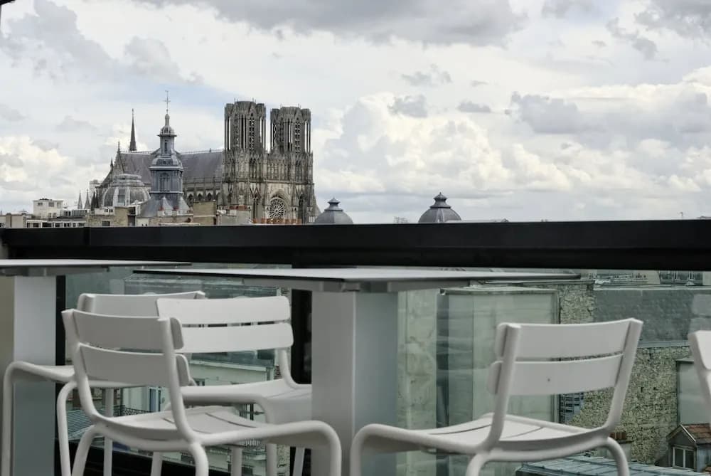 Holiday Inn Reims - City Centre - Miniature 8