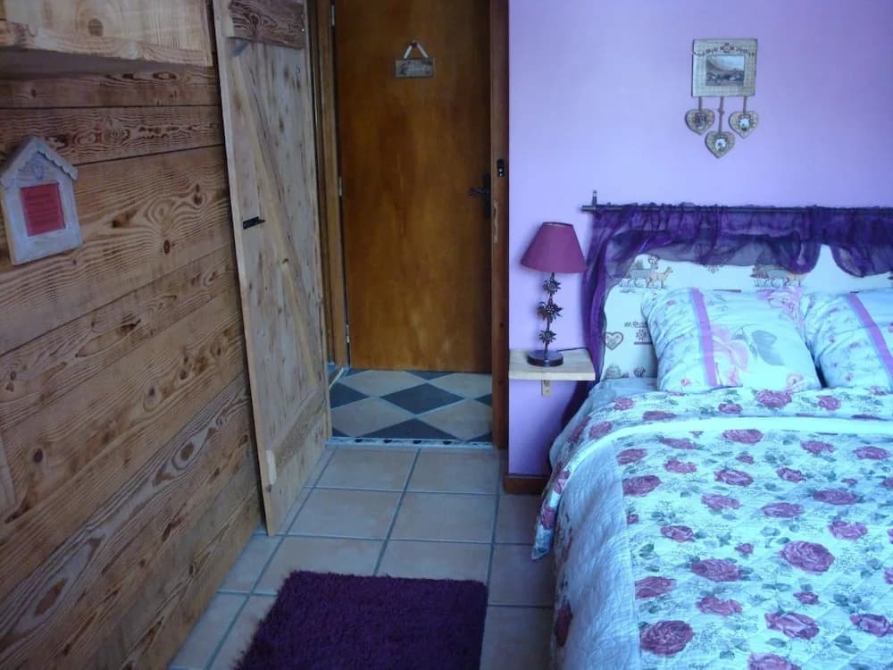 Chambres d'Hôtes Chalet De La Source - Miniature 6