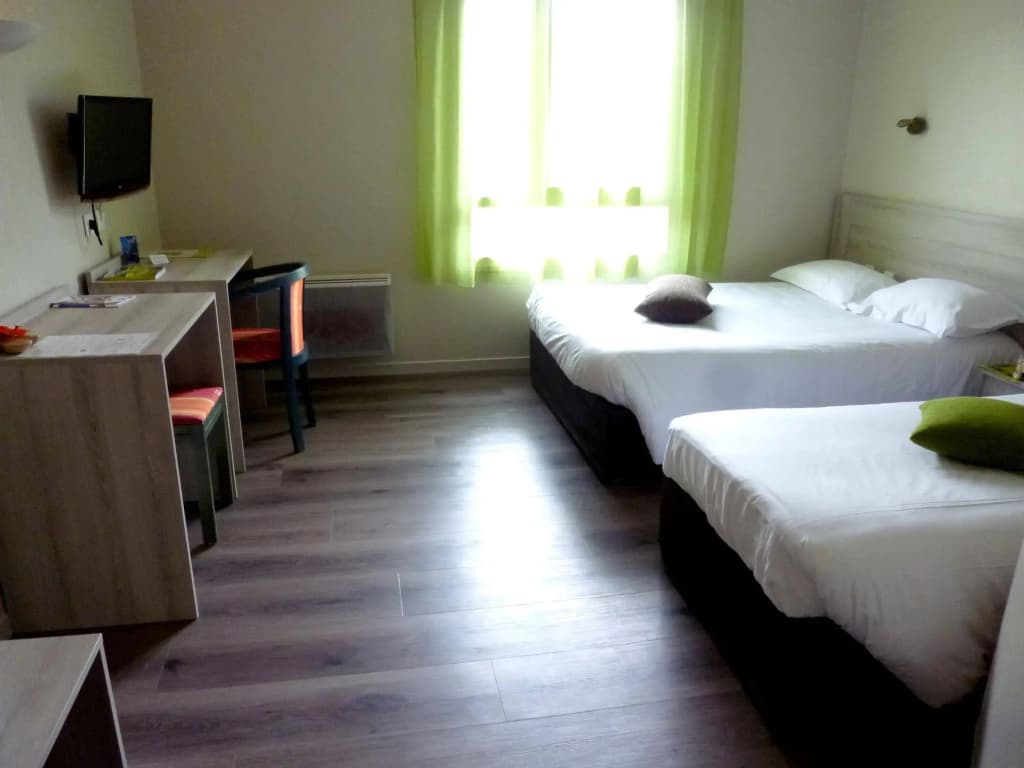 Hôtel & Restaurant Le Chatard - Photo 3