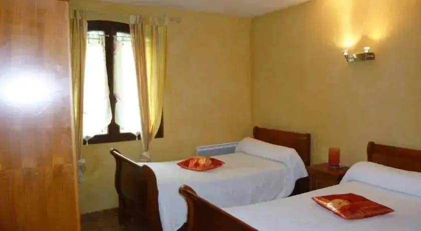 Auberge de la Table Ronde - Photo 4