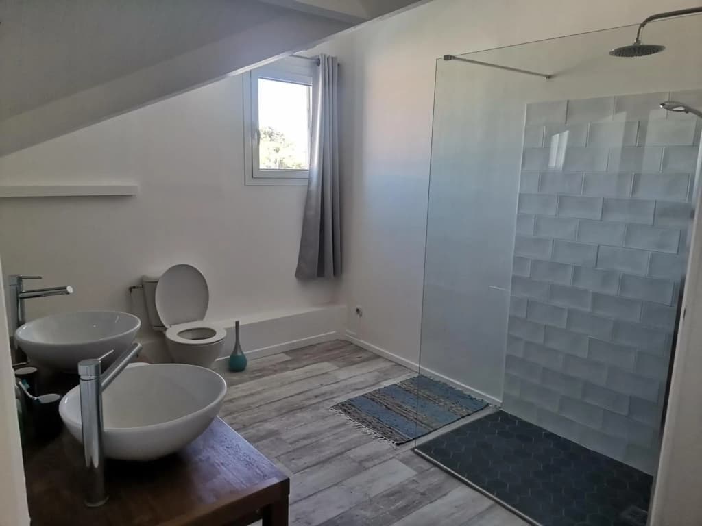 Bel appartement T4 vue mer sur la Marina du Gosier - Photo 4