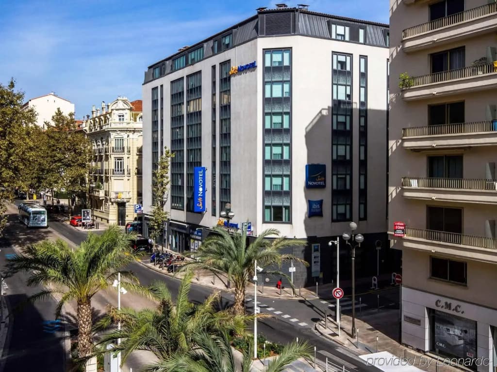 Novotel Suites Cannes Centre - Photo 1