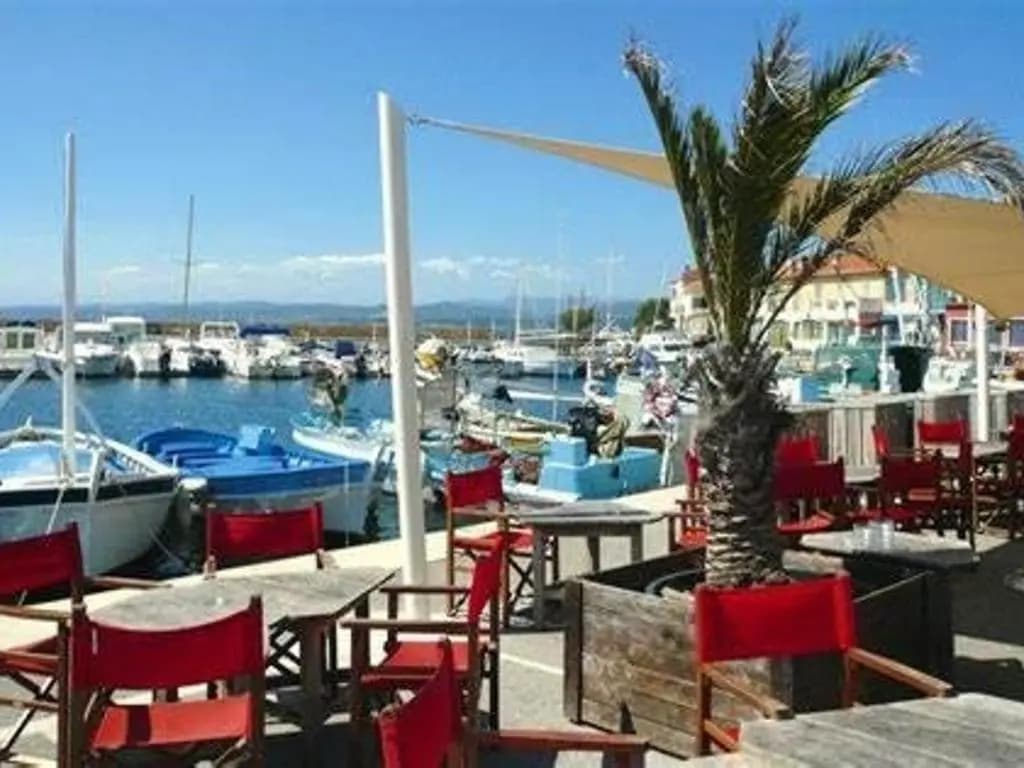 Appartement Six-Fours-les-Plages, 2 pièces, 4 personnes - FR-1-316-16 - Miniature 8