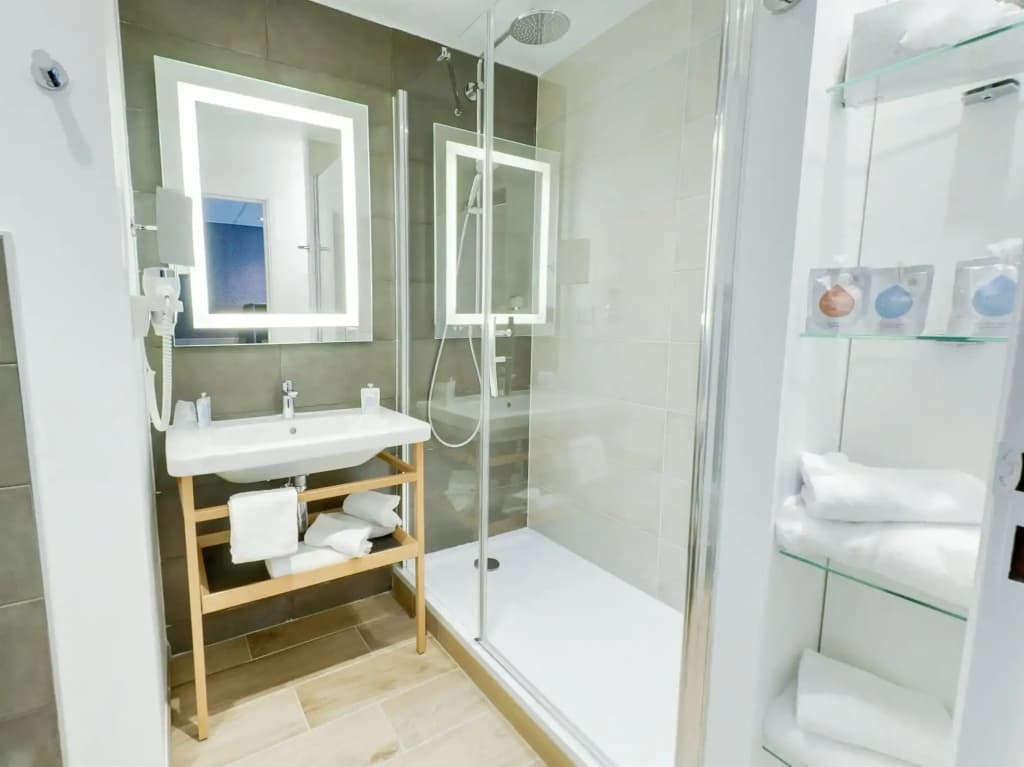 Golden Tulip Roissy Saint Witz - Miniature 8