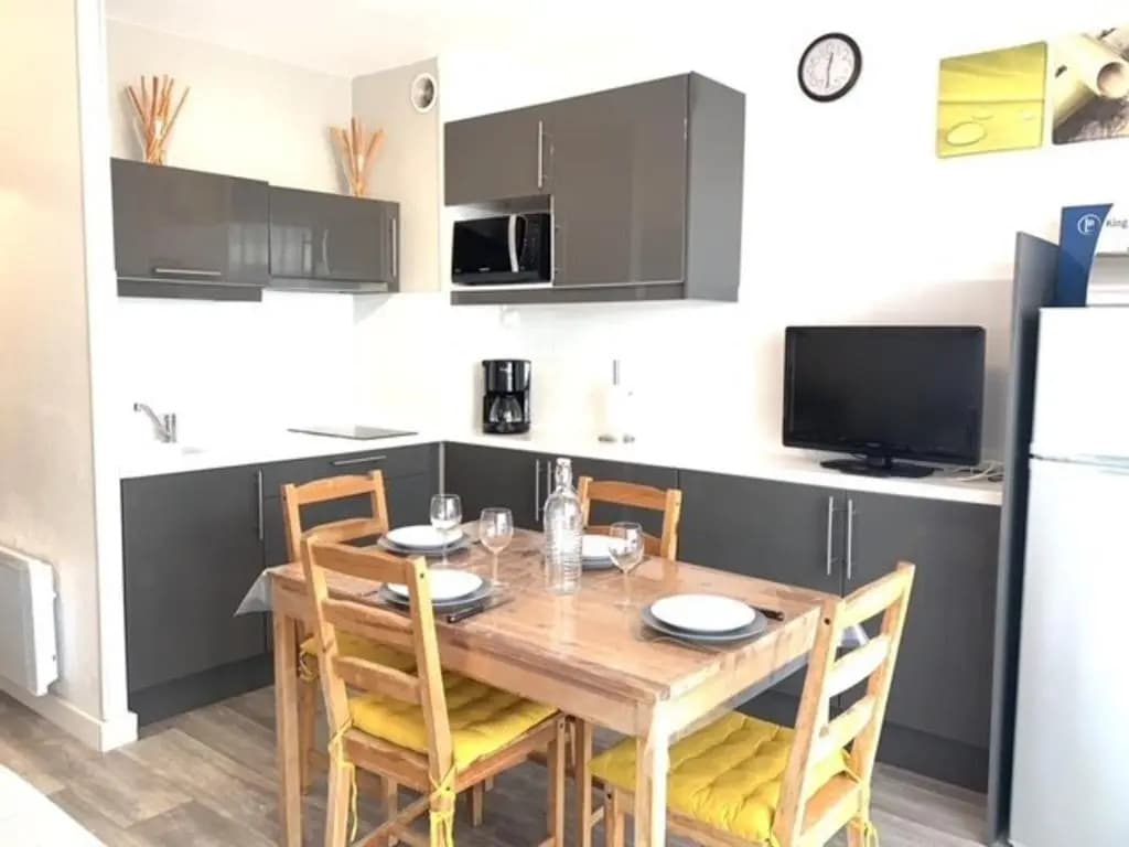 Appartement Balaruc-les-Bains, 1 pièce, 4 personnes - FR-1-503-37 - Miniature 6