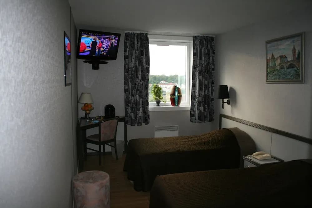 Hotel de La Tour - Photo 3