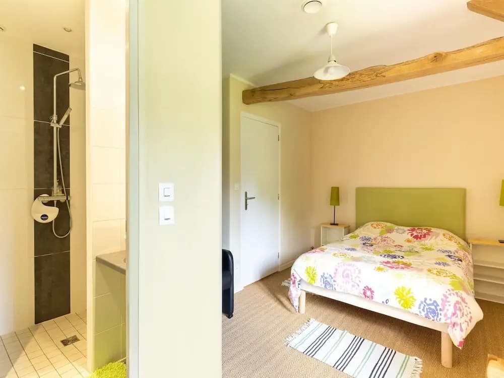 Holiday Home With Beautiful Views - Miniature 6